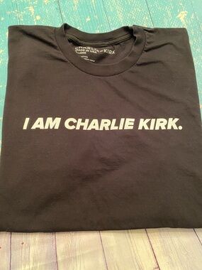 Charlie Kirk ‘I AM CHARLIE KIRK’ Graphic Tee — Black & White